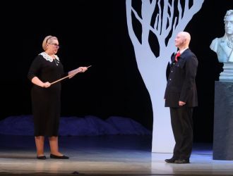Премьера спектакля "Спасти камер-юнкера Пушкина"