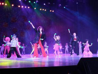 Отчетный концерт для родителей от шоу-балета &laquo;Аура&raquo;