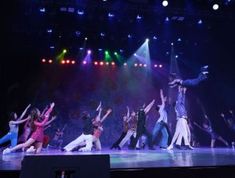 Отчетный концерт для родителей от шоу-балета &laquo;Аура&raquo;