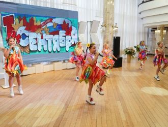 Торжественный приём администрации Заводского района в честь Дня знаний