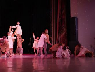 Торжественное мероприятие для ветеранов в честь Дня уважения старшего поколения